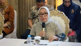 Menteri Pemberdayaan Perempuan dan Perlindungan Anak (PPPA) Arifah Fauzi mengimbau masyarakat untuk tidak memberikan stigma kepada YTR, korban penganiayaan dan penyekapan di Bandung, Jawa Barat.