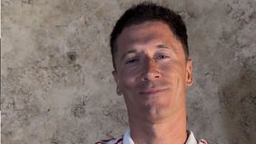 Lewandowski meninggalkan Barcelona setelah menjalani empat musim yang produktif. Selama membela klub Katalunya tersebut, mantan bomber Bayern Muenchen dan Borussia Dortmund itu mencetak 120 gol di semua kompetisi.