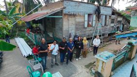 Menurut Ahmad Zaini, Guru Ngaji yang berdomisili di Jalan Sentosa  Lorong Nasional 4  RT 45  RW 16,  Kelurahan Plaju Ulu, Kecamatan Plaju, Kota Palembang merasa terharu atas bantuan rumah dari Bapak Kapolri dengan proses begitu cepat dan tidak berbel