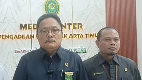 Pengadilan Negeri Jakarta Timur menyiapkan fasilitas tambahan untuk mengakomodasi masyarakat yang ingin mengikuti jalannya sidang perdana kasus dugaan fitnah dan pencemaran nama baik terkait keaslian ijazah Presiden ke-7 RI Joko Widodo.