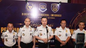 Direktorat Jenderal Imigrasi menghadirkan Kepala Satuan Tugas Program
Pengendalian Gratifikasi Komisi Pemberantasan Korupsi (KPK).