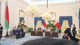 Prabowo Subianto menegaskan bahwa kunjungan kenegaraan Presiden Belarus Aleksandr Lukashenko ke Indonesia menjadi momentum penting untuk mempererat hubungan persahabatan sekaligus membuka peluang kerja sama yang lebih luas antara kedua negara