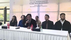 enteri Koordinator Bidang Hukum, Hak Asasi Manusia, Imigrasi, dan Pemasyarakatan Yusril Ihza Mahendra menegaskan pemerintah tidak berpihak terhadap putusan pengadilan yang menjatuhkan hukuman 10 tahun penjara kepada terdakwa Nadiem Anwar Makarim.
