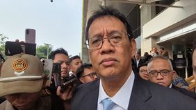 Pemerintah menargetkan Pusat Finansial Internasional Indonesia (PFII) atau Indonesia Financial Centre (IFC) mulai beroperasi pada akhir 2026. 
