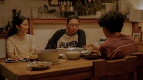Netflix resmi merilis trailer, poster, serta deretan foto terbaru dari Film Original Indonesia Aku Sebelum Aku, karya sutradara Gina S. Noer. Film yang akan tayang secara global mulai 16 Juli 2026 ini mengangkat kisah tentang pergulatan seorang remaj