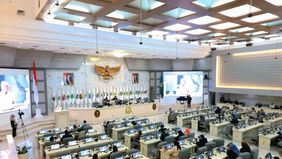 Wacana perubahan nama Provinsi Jawa Barat menjadi Tatar Sunda kembali bergerak setelah seluruh fraksi di DPRD Jawa Barat menyatakan dukungan untuk membawa usulan tersebut ke tahapan legislasi berikutnya. Dukungan politik dari parlemen daerah ini menj