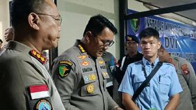 Hasil pemeriksaan forensik mengungkap bahwa pilot maskapai AMA, Nicholas Gosselin, meninggal dunia akibat luka tembak yang dilepaskan dari jarak sangat dekat. 
