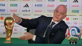 Presiden FIFA, Gianni Infantino, menegaskan polemik mengenai penangguhan hukuman penyerang tim nasional Amerika Serikat, Folarin Balogun, diputus sepenuhnya oleh badan yudisial FIFA yang bekerja secara independen.