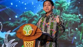  Menteri Kehutanan (Menhut) Raja Juli Antoni menegaskan sektor kehutanan harus mampu berperan sebagai mesin pertumbuhan ekonomi baru (new engine of growth) melalui penerapan konsep green growth atau pertumbuhan hijau.

