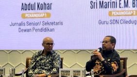 Badan Komunikasi Pemerintah Republik Indonesia (Bakom) menerbitkan buku berjudul "Presiden Solusi" yang berisi dokumentasi sementara mengenai pelaksanaan sejumlah janji kampanye Presiden Prabowo Subianto.