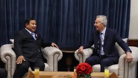 Prabowo Subianto menerima mantan Perdana Menteri Inggris, Tony Blair di kediaman pribadinya di Kertanegara, Jakarta, pada Senin malam, 6 Juli 2026