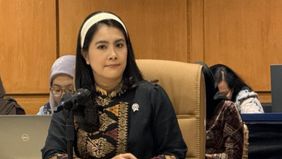 Wakil Menteri Kependudukan dan Pembangunan Keluarga (Wamendukbangga), Isyana Bagoes Oka, menekankan pentingnya penyediaan fasilitas tempat penitipan anak atau daycare yang berkualitas di lingkungan kerja.