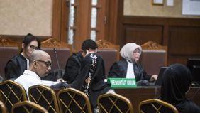Tiga terdakwa dalam perkara dugaan korupsi klaim fiktif Program Jaminan Kecelakaan Kerja (JKK) BPJS Ketenagakerjaan periode 2014&ndash;2024 didakwa telah menyebabkan kerugian keuangan negara sebesar Rp24,55 miliar.

