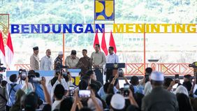 Menteri Koordinator Bidang Infrastruktur dan Pembangunan Kewilayahan Agus Harimurti Yudhoyono (AHY) menegaskan setiap pembangunan yang dibiayai oleh negara harus memberikan manfaat nyata bagi masyarakat. Hal tersebut disampaikan usai mendampingi Pres
