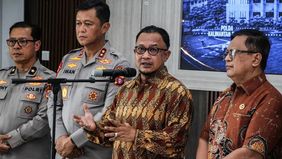 Komisi Kepolisian Nasional (Kompolnas) menegaskan bahwa kerja sama antarlembaga penegak hukum menjadi kunci dalam mengusut tuntas dugaan korupsi pengadaan dan pemenuhan pasokan batu bara untuk sejumlah pembangkit listrik tenaga uap (PLTU).

