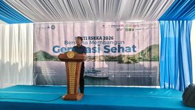BPJS Kesehatan memberangkatkan Rumah Sakit Kapal Ksatria Airlangga (RSKKA) untuk memberikan layanan kesehatan kepada masyarakat di sejumlah wilayah kepulauan Kabupaten Sumenep, Madura.