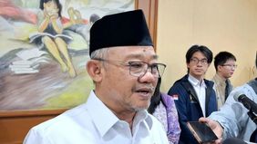 Menteri Pendidikan Dasar dan Menengah (Mendikdasmen) Abdul Mu'ti mengatakan Surat Edaran (SE) Nomor 18 Tahun 2026 tentang Pembatasan Penggunaan Gawai di Satuan Pendidikan diterbitkan untuk mengurangi distraksi selama proses belajar sehingga konsentra