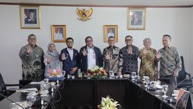 Wakil Gubernur DKI Jakarta, Rano Karno memberikan apresiasi kepada Bank Jakarta atas dukungannya sebagai sponsor Anugerah Jurnalistik Mohammad Hoesni Thamrin (MHT) 2026.