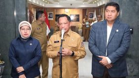 Menteri Dalam Negeri (Mendagri) Muhammad Tito Karnavian menegaskan komitmen Kementerian Dalam Negeri (Kemendagri) bersama pemerintah daerah (Pemda) untuk mengoptimalkan pelaksanaan program bedah rumah atau Bantuan Stimulan Perumahan Swadaya (BSPS), y