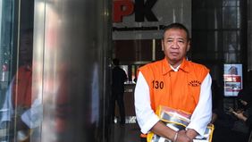 Komisi Pemberantasan Korupsi (KPK) kembali melanjutkan penyidikan kasus dugaan korupsi yang menjerat Bupati Tulungagung nonaktif, Gatut Sunu Wibowo. Dalam agenda pemeriksaan pada Kamis, penyidik memanggil Kepala Badan Pengelola Keuangan dan Aset Daer
