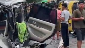 Sebanyak empat orang meninggal dunia dan sedikitnya delapan orang mengalami luka-luka akibat kecelakaan beruntun yang terjadi di Jalan Jamin Ginting, Desa Suka Makmur, Kecamatan Sibolangit, Kabupaten Deli Serdang, Sumatera Utara, Jumat, 17 Juli 2026.