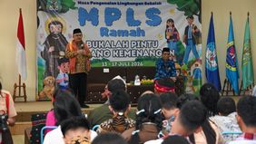 Masa Pengenalan Lingkungan Satuan Pendidikan (MPLS) menjadi momentum membangun budaya sekolah yang ramah, aman, dan menghargai setiap murid. Hal tersebut disampaikan Menteri Pendidikan Dasar dan Menengah (Mendikdasmen), Abdul Mu'ti, saat menghadiri p