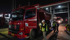 PT Pertamina Patra Niaga Regional Sumbagut menegaskan, informasi yang beredar di salah satu media mengenai adanya transporter yang disebut enggan menyalurkan BBM ke SPBU karena keterlambatan pembayaran tidak sesuai dengan kondisi operasional di lapan