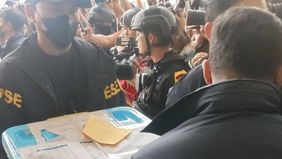 Kepolisian Negara Republik Indonesia (Polri) resmi menyerahkan tersangka Don Ritto beserta seluruh barang bukti dalam perkara dugaan korupsi dan tindak pidana pencucian uang (TPPU) kepada Kejaksaan Agung (Kejagung). 