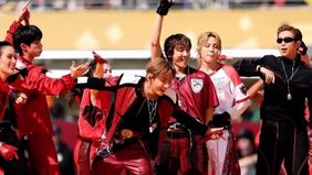 BTS, sukses memeriahkan acara pertunjukan paruh waktu (halftime show) final Piala Dunia 2026 yang mempertemukan Spanyol dan Argentina di Stadion New York New Jersey.