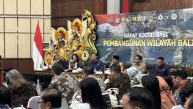 Menteri Koordinator Bidang Infrastruktur dan Pembangunan Kewilayahan Agus Harimurti Yudhoyono (AHY) menetapkan empat klaster utama sebagai fokus pengembangan wilayah Bali. Langkah tersebut disampaikan dalam Rapat Koordinasi Pembangunan Wilayah Bali y