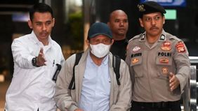 Komisi Pemberantasan Korupsi (KPK) menyebut operasi tangkap tangan (OTT) terhadap Bupati Lombok Barat Lalu Ahmad Zaini diduga berkaitan dengan konflik kepentingan dalam proses pengadaan.