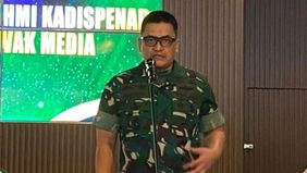 Tentara Nasional Indonesia Angkatan Darat (TNI AD) menegaskan bahwa Bintara Pembina Desa (Babinsa) tidak memiliki kewenangan untuk mengawasi, menagih, maupun menindak masyarakat terkait kewajiban perpajakan.