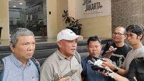 Pengurus Persatuan Wartawan Indonesia (PWI) Pusat memenuhi panggilan penyidik Polda Metro Jaya sekaligus menyerahkan sejumlah bukti tambahan dalam laporan dugaan perendahan martabat profesi wartawan yang diduga dilakukan oleh terlapor berinisial HP.