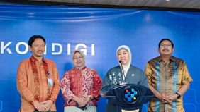 Menteri Komunikasi dan Digital (Menkomdigi) Meutya Hafid mengumumkan rampungnya seluruh proses seleksi pengguna pita frekuensi radio 700 MHz dan 2,6 GHz untuk penyelenggaraan jaringan bergerak seluler tahun 2026.