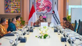 Kepala BP BUMN sekaligus COO Danantara Indonesia, Dony Oskaria, menggelar pertemuan dengan Direksi Danareksa untuk membahas percepatan transformasi Danareksa sebagai strategic holding kawasan industri.
