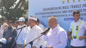 Menteri Perhubungan Dudy Purwagandhi memastikan Bandara Husein Sastranegara di Bandung akan kembali beroperasi mulai Agustus 2026, lebih cepat dari target semula pada September. Bandara tersebut akan melayani penerbangan domestik hingga rute internas