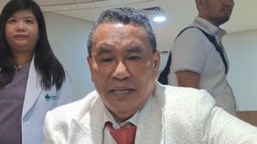 Hotman Paris buka suara soal rumor nunggak pajak hingga miliaran rupiah, dan tantang untuk cek ke kantor pajak Tanjung Priok.