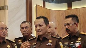 Kejaksaan Agung kembali menjadwalkan pemeriksaan terhadap mantan Jaksa Agung Muda Bidang Tindak Pidana Khusus (Jampidsus), Febrie Adriansyah, sebagai saksi dalam penyidikan kasus dugaan tindak pidana pencucian uang (TPPU) pada Jumat, 24 Juli 2026.

