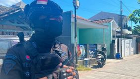 Tim penyidik Komisi Pemberantasan Korupsi (KPK) kembali melakukan penggeledahan di wilayah Kabupaten Lombok Barat, Nusa Tenggara Barat, pada Jumat, 24 Juli 2026. Penggeledahan dilakukan setelah Bupati Lombok Barat nonaktif Lalu Ahmad Zaini ditetapkan