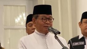 Gubernur DKI Jakarta, Pramono Anung memberikan perhatian terhadap video viral yang memperlihatkan cekcok antara seorang petugas keamanan atau satpam dengan pengemudi mobil Toyota Alphard di kawasan Bundaran Hotel Indonesia (HI), Jakarta Pusat.