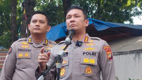Polda Metro Jaya mengingatkan masyarakat agar tidak melakukan tindakan main hakim sendiri terhadap seseorang yang diduga melakukan tindak pidana karena perbuatan tersebut dapat menimbulkan konsekuensi hukum.