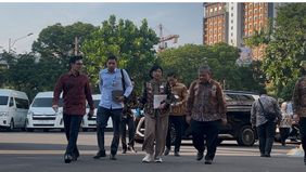Prabowo Subianto menggelar rapat dengan Komite Stabilitas Sistem Keuangan (KSSK) di kompleks Istana Kepresidenan, Jakarta, Senin, 27 Juli 2026