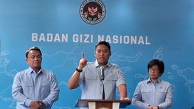 Kepala Badan Gizi Nasional (BGN) Sudaryono mengungkapkan untuk membatasi pertemuan langsung dengan pihak-pihak yang memiliki kepentingan dalam program Makan Bergizi Gratis (MBG). Mereka di antaranya mitra dapur, pemasok atau supplier, hingga pihak la