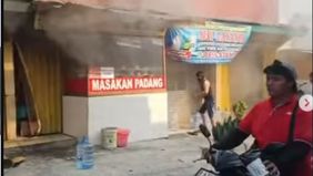 Pagi hari ini telah terjadi kebakaran sebuah rumah makan masakan padang di jalan Jalan Sukarela No.7, Paninggilan, Ciledug, Kota Tangerang. Belum diketahui penyebab atau kronologi peristiwa tersebut .
