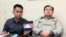 Pihak Ruben Onsu bantah klaim Sarwendah yang mengaku tak pernah ribut dengan Ruben di hadapan anak-anak.