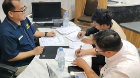 Badan Pemulihan Aset (BPA) Kejaksaan Agung berhasil melelang sejumlah aset milik terpidana Benny Tjokrosaputro berupa 24 bidang tanah dan 16 unit apartemen dengan nilai total mencapai Rp129,15 miliar.