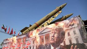 Presiden Amerika Serikat Donald Trump menegaskan negaranya tidak akan membiarkan Iran memungut biaya dari kapal-kapal yang melintasi Selat Hormuz. Bahkan, menurutnya, Amerika Serikat yang akan menjadi pihak yang mengenakan biaya tersebut.