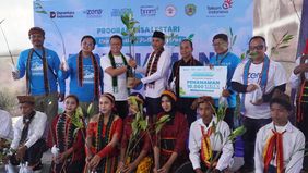 PT Telkom Indonesia (Persero) Tbk (Telkom) terus memperkuat komitmennya dalam menjalankan praktik berkelanjutan melalui aksi penanaman 20.000 bibit mangrove di dua kawasan pesisir, yakni Desa Kedungmalang, Kecamatan Kedung, Kabupaten Jepara.