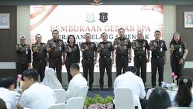 Lelang dimulai sejak hari ini.