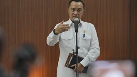 Menteri Sekretaris Negara (Mensesneg) Prasetyo Hadi menyatakan pemerintah menargetkan Peraturan Presiden (Perpres) yang mengatur layanan transportasi online atau ojek online (ojol) dapat diterbitkan pada akhir Agustus 2026